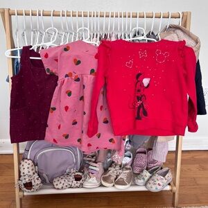 Girls Valentine’s Day Lot of 3 Pieces - bundle of mixed sized items - Zara Gap